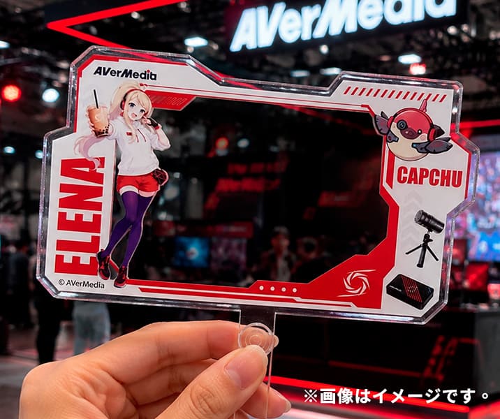 ブースの“推し”を撮影
